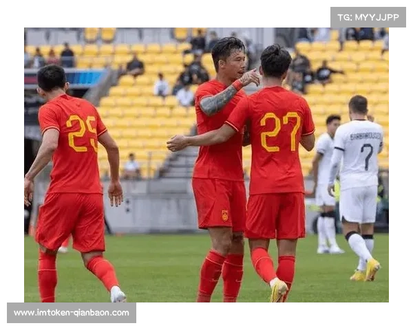 韩国男足3-0完胜中国 李东炅世界波定调东亚杯揭幕战精彩表现 韩国男足3-0完胜中国 李东炅世界波定调东亚杯揭幕战精彩表现